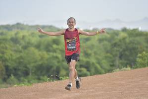 BIB: 0912
                            <button type="button" onclick="openModal(5107903)" class="btn btn-primary btn-sm float-right btn-popup" data-toggle="modal" data-target=".modal-high-quality">
                        <i class="fas fa-shopping-cart"></i> Add to Cart
                    </button>
                                            <button type="button" onclick="isThisMe(5107903, true)" class="btn btn-success btn-sm float-right btn-popup btn-isme hidden" data-toggle="tooltip" data-placement="bottom" title="นี่คือรูปของคุณใช่ไหม คลิกที่นี่เพื่อเอาเข้าอัลบั้ม">
                        <i class="fas fa-plus"></i> Add to album
                    </button>
                    <button type="button" onclick="isThisMe(5107903, false)" class="btn btn-warning btn-sm float-right btn-popup btn-isnotme hidden">
                        <i class="fas fa-ban"></i> Remove from album
                    </button>